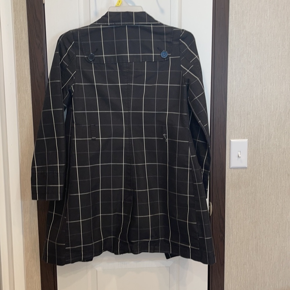 Jacket - Picture 2 of 3